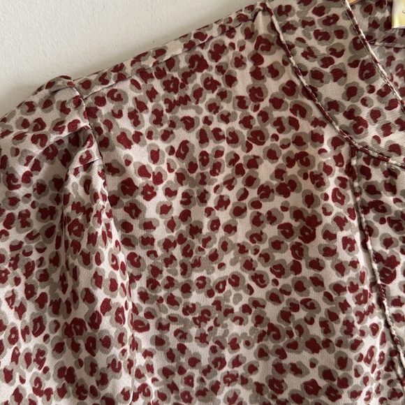 Mimi + Daphne brown leopard print boho babydoll blouse top size M - Picture 4 of 8